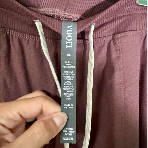 Vuori Meta Jogger Maroon Drawstring Activewear Sweatpants #V436 Men’s XL - Picture 3 of 4